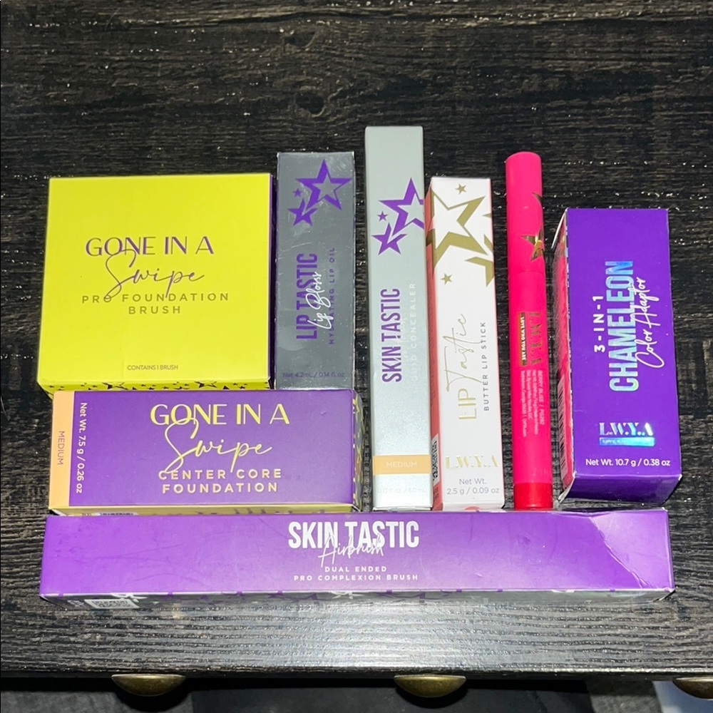 L.W.Y.A. 8 piece bundle